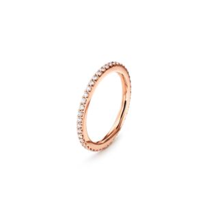 Love band ring fra Ole Lynggaard Copenhagen. i roségull med diamanter.
