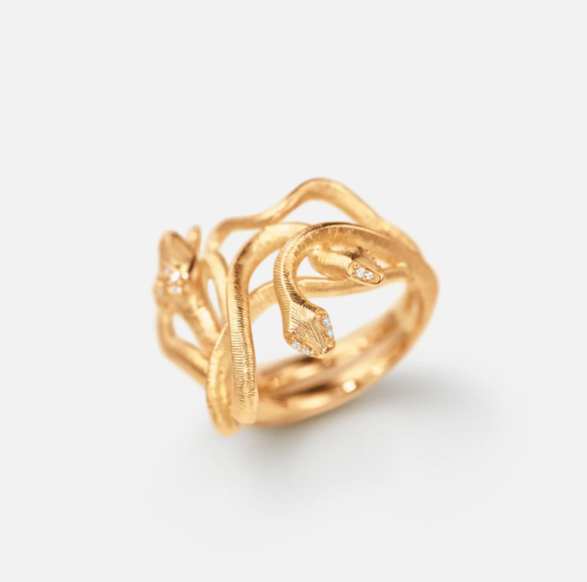 OLE LYNGGAARD COPENHAGEN  Snakes Medusa ring i gult gull
