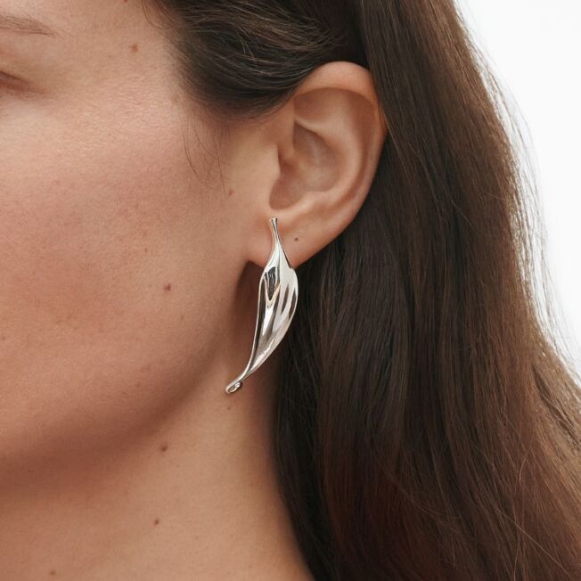 ON-MODEL_VIVIANNA_EARRING_20001650 Georg Jensen “Vivianna earring” i sølv