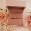 Enstensring "Vida" i hvitt gull med 0,25 ct