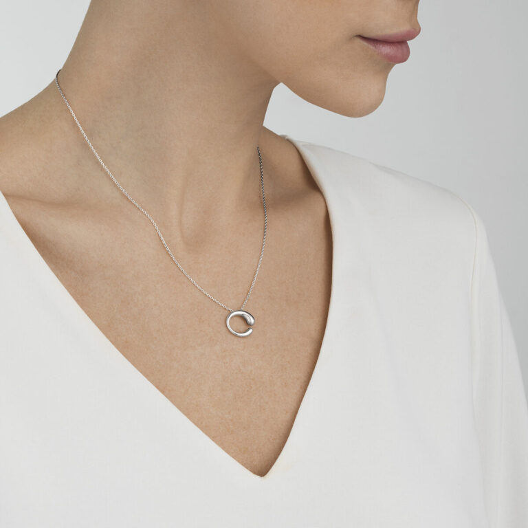 Georg Jensen “Mercy” anheng i sølv, liten