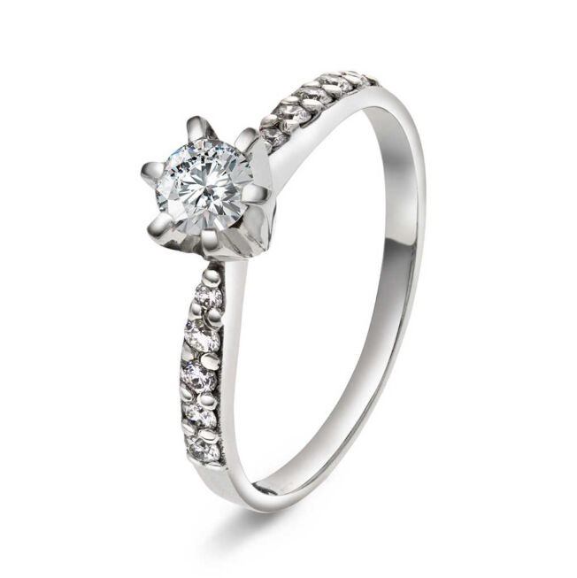 "Superstar" ring i hvitt gull med 0,58 TW SI