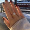 Ring i hvitt gull med smaragdslipte diamanter