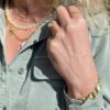 Susanne Friis Bjørner armbånd i forgylt med phrenite, lemon og grønn kvarts
