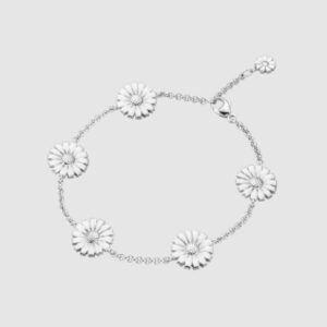 Georg Jensen “Daisy armbånd" i sølv med 6 hvite emaljerte blomster