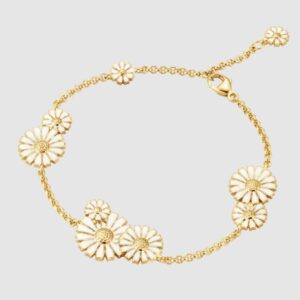 Georg Jensen “Daisy layered armbånd" i sølv med 9 hvite emaljerte blomster