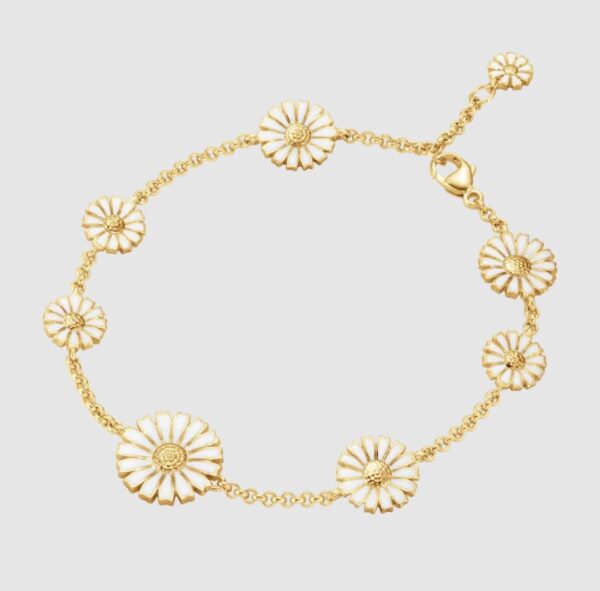 Georg Jensen “Daisy armbånd" i forgylt sølv med 8 hvite emaljerte blomster