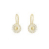 Georg Jensen “Daisy Earhook" i forgylt sølv med hvite emaljerte blomster
