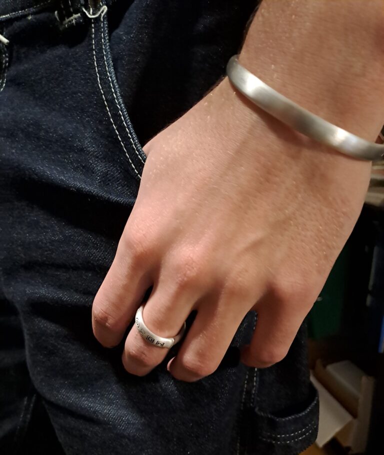 OLE LYNGGAARD COPENHAGEN  Julius armring i sølv
