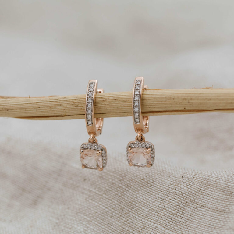 Ørering i roségull med morganitt og diamant