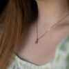 Gult gull anheng med diamant rosett