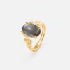 OLE LYNGGAARD COPENHAGEN  BoHo ring small i gult gull med grå månesten