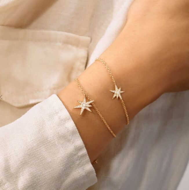 Funky stars armbånd i 18 k gult gull med diamanter,