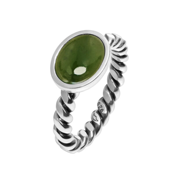 Huldreverket «Tvunnet» ring med jade