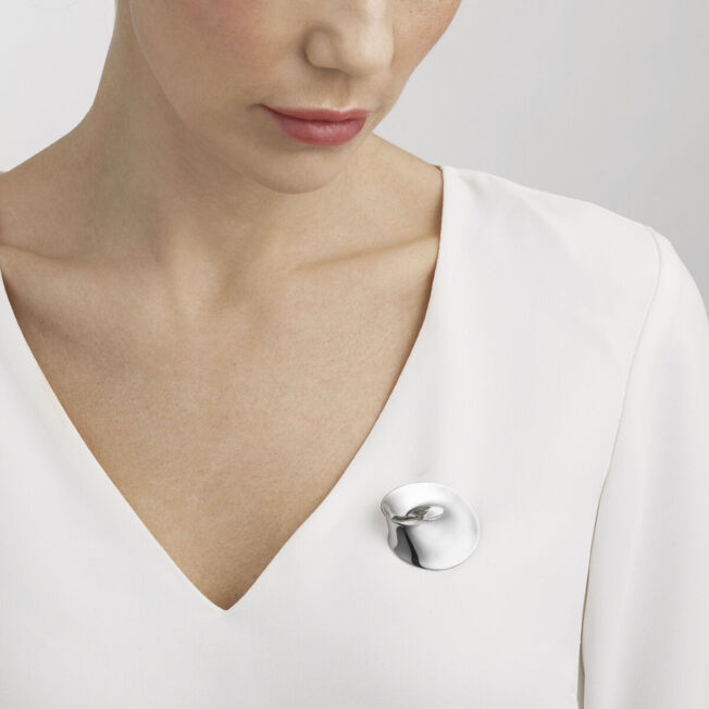 Georg Jensen «Möebius» brosje i sølv