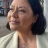 Liv ørering "Dag og natt" i forgylt sølv med lilla og hvit emalje