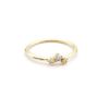 51095 Noën "Sparkle small" ring i gult gull med diamanter