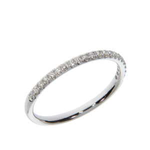 "Fortuna" ring i hvitt gull med diamanter