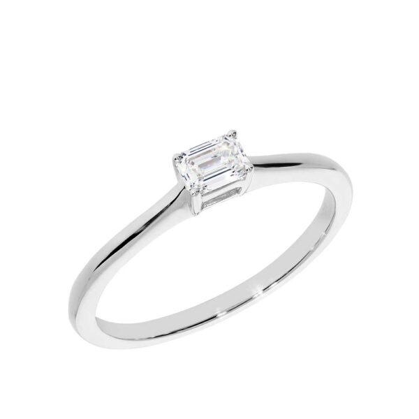 Ring "Dakota" i hvitt gull med smaragdslipt diamant