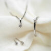 Hvitt gull enstensanheng med diamant 0,05 W.SI