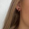 Susanne Friis Bjørner ørering i forgylt sølv med sort spinell