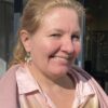 Susanne Friis Bjørner forgylt ørepynt med grønn agat og 3 ferskvannsperler
