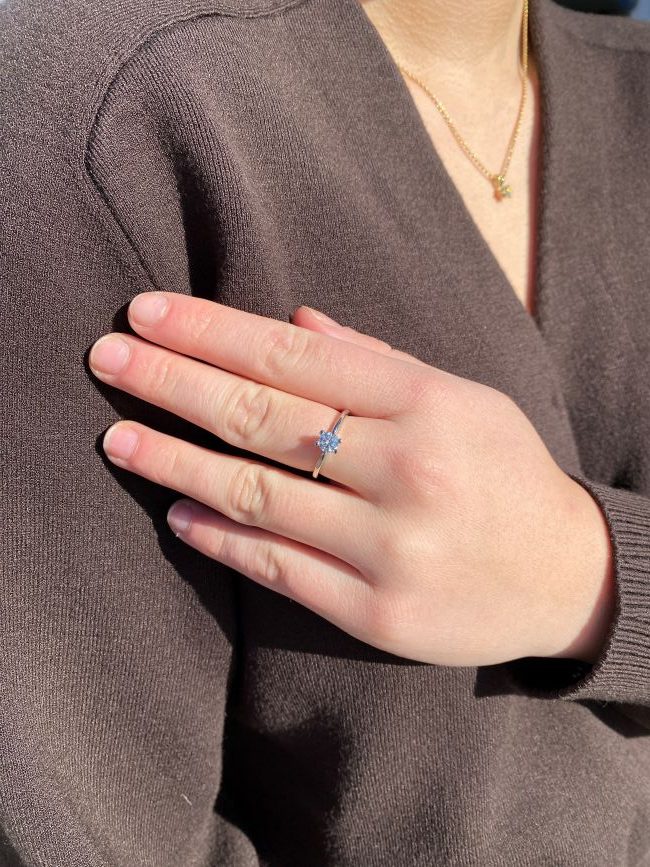 Enstensring "Vida" i hvitt gull med 0,50 ct
