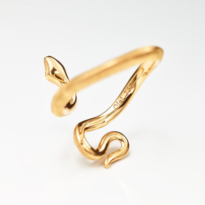 Snake ring i 18 k gult gull med satinert overflate