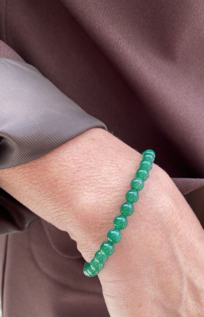Armbånd med grønn agat armbånd. Fra Heizendorff