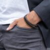 Son of Noa "Son matt black onyx" armbånd med stål lås