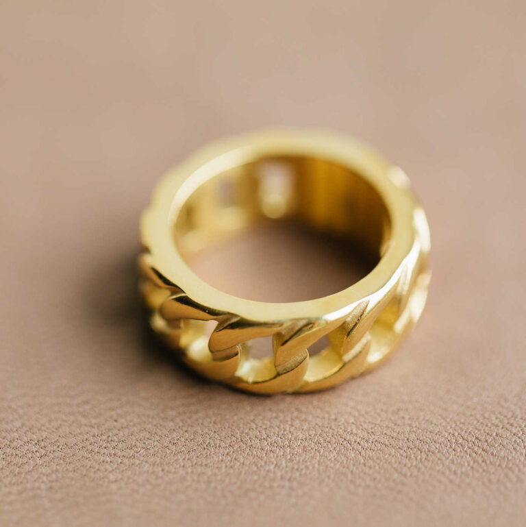 Panser ring i gullfarget stål 8 mm