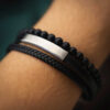Armbånd i stål, sort skinn og onyks
