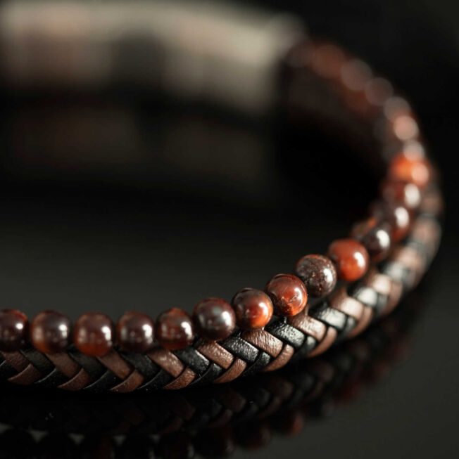 Armbånd i stål, skinn og tigerøye