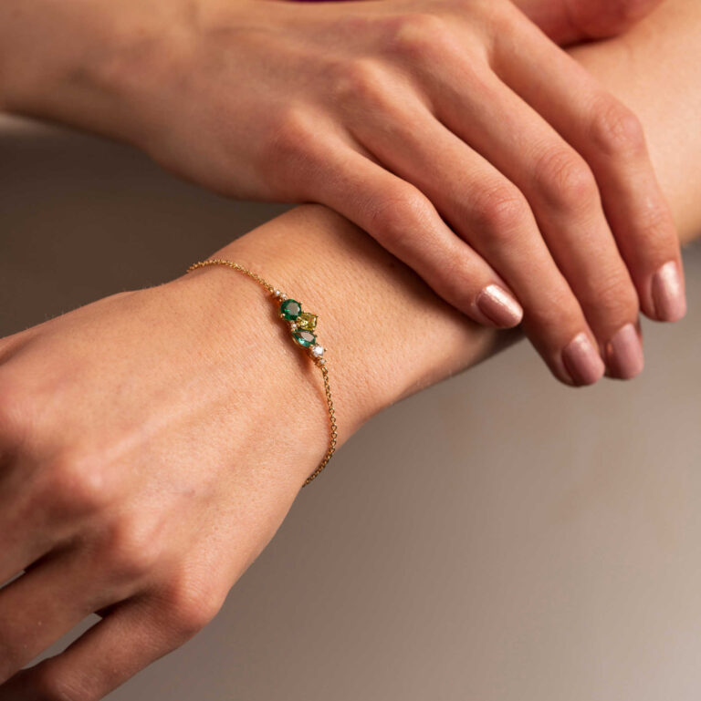 Armbånd "Glam" i forgylt sølv med c.zirkonia i grønne toner
