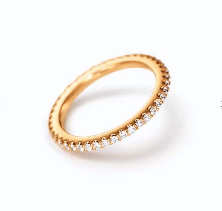 OLE LYNGGAARD COPENHAGEN Love Bands rett ring i gult gull