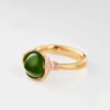 OLE LYNGGAARD COPENHAGEN Lotus ring 1 med serpentin i gult gull