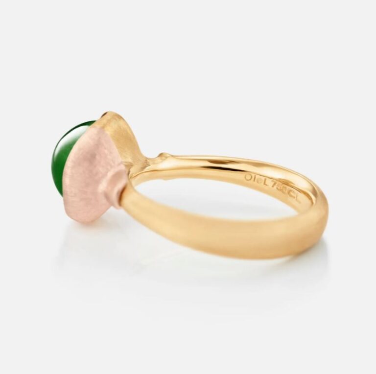 OLE LYNGGAARD COPENHAGEN Lotus ring 1 med serpentin i gult gull