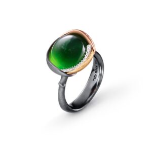 OLE LYNGGAARD COPENHAGEN Lotus ring 3 i sølv og gull med serpentin