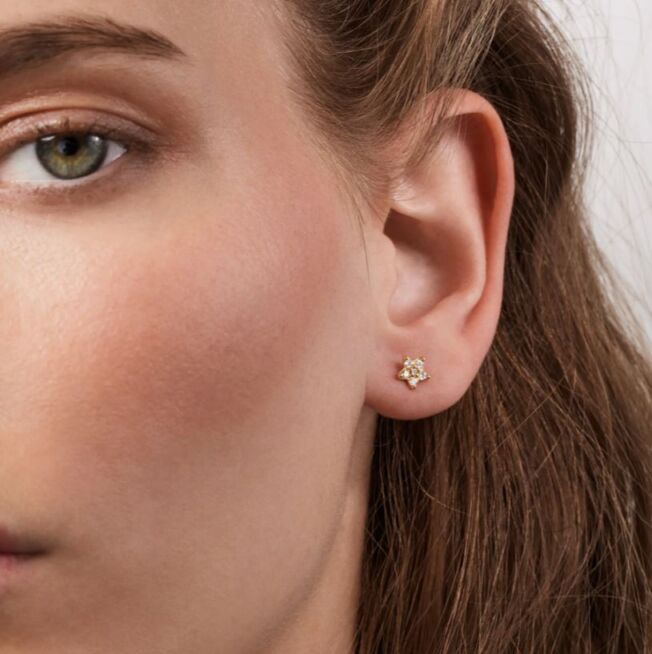 Shooting stars ørepynt i 18k gult gull med diamanter