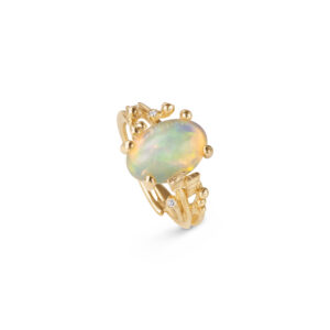 OLE LYNGGAARD COPENHAGEN BoHo ring small i gult gull med opal