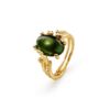 OLE LYNGGAARD COPENHAGEN  BoHo ring small i gult gull med grønn turmalin