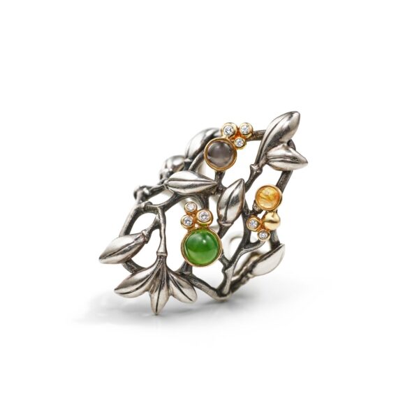 OLE LYNGGAARD COPENHAGEN Silver forest ring i sølv og gull med serpentin, månesten og rutilkvarts