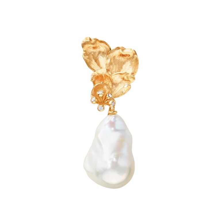 OLE LYNGGAARD COPENHAGEN Wild Rose Earstuds i gult gull med diamant