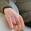 OLE LYNGGAARD COPENHAGEN Lotus ring 1 med serpentin i gult gull