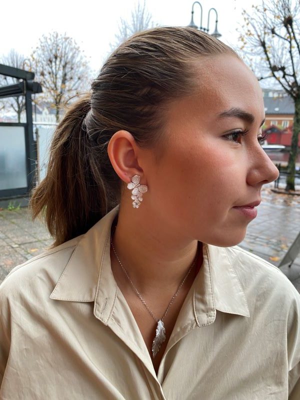 Catwalk Exclusive Stardust Leaf anheng i rhodinert sølv