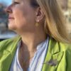 Susanne Friis Bjørner anheng i sølv med synt gul opal