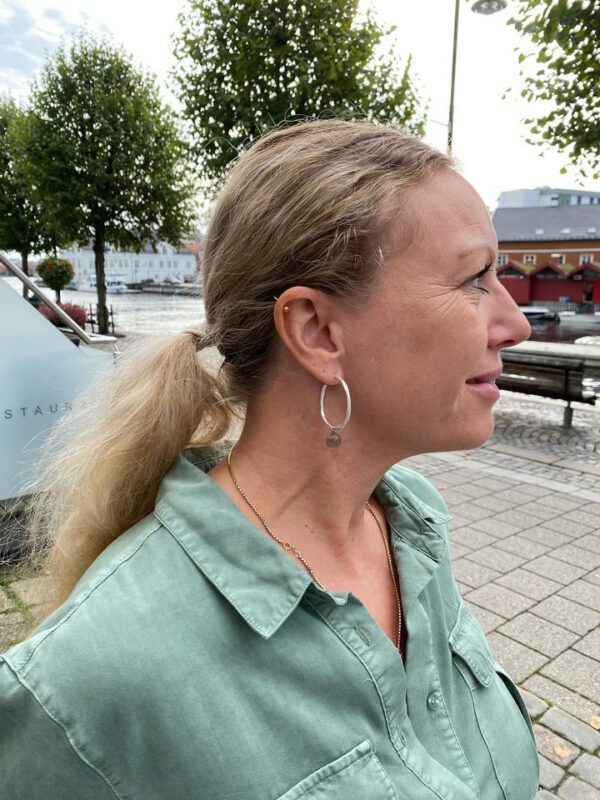 Susanne Friis Bjørner stor ørering i sølv