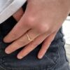 FE0B3780-04E7-4B43-B00B-CEBA4F6B22D4-scaled Noën "Sparkle small" ring i gult gull med diamanter
