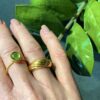 Susanne Friis Bjørner ring forgylt med synt. peridot, liten