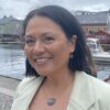 Susanne Friis Bjørner forgylt sølv ørepynt med grå månesten, stor